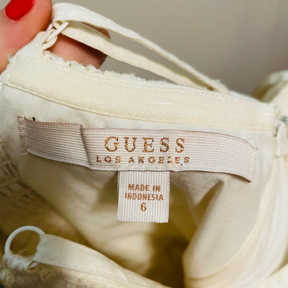 Guess lace dress - Picture 3 of 3